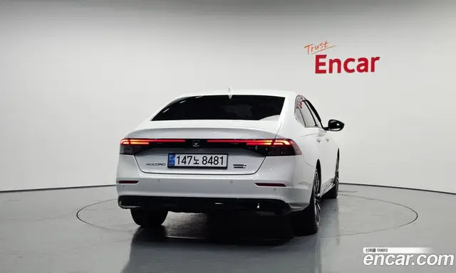 Honda Accord 2024 2.0 автомат (гидро), миниатюра 4