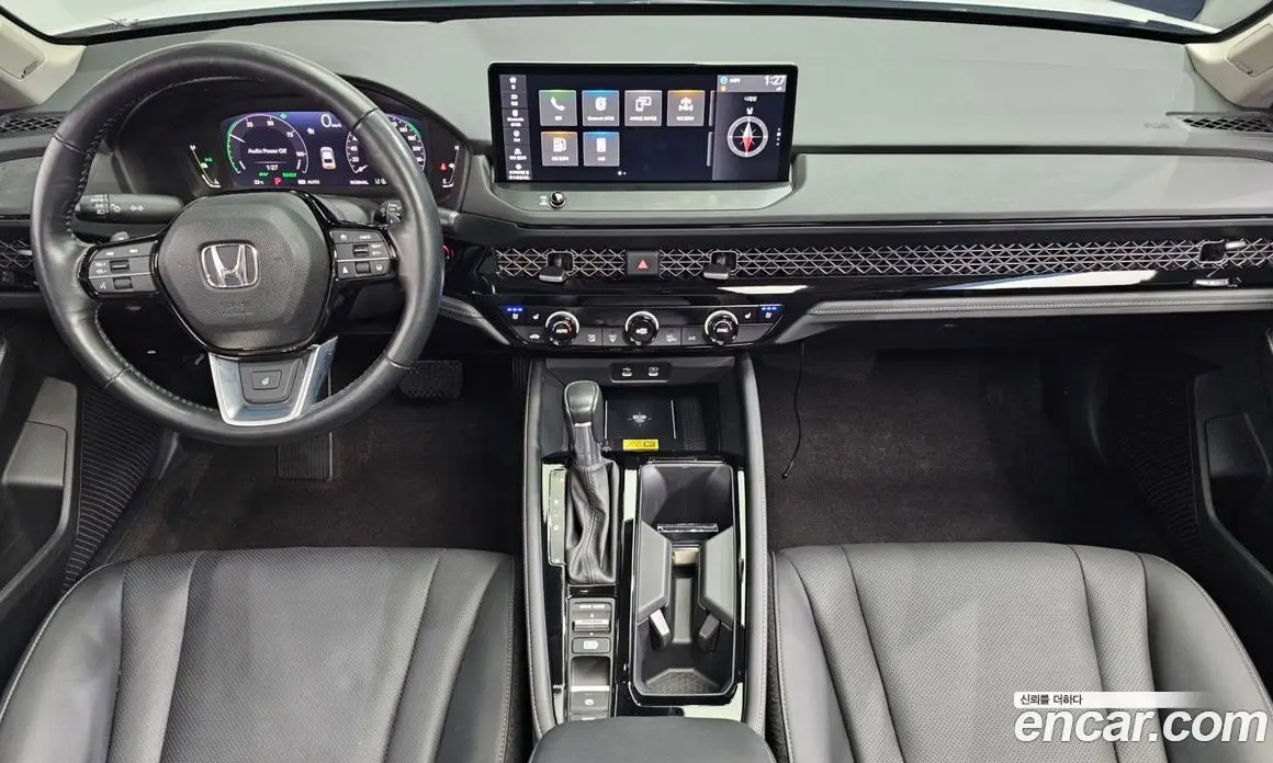 Honda Accord 2024 2.0 автомат (гидро), фото 7