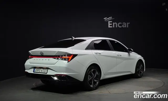 Hyundai Avante 2021 1.6 автомат (гидро), миниатюра 2