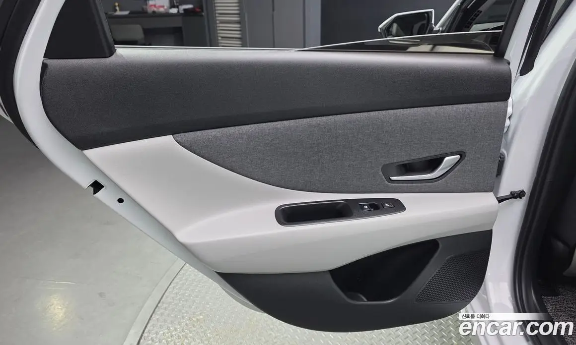 Hyundai Avante 2021 1.6 автомат (гидро), фото 15