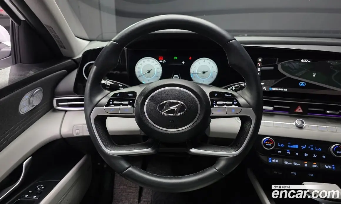 Hyundai Avante 2021 1.6 автомат (гидро), фото 19