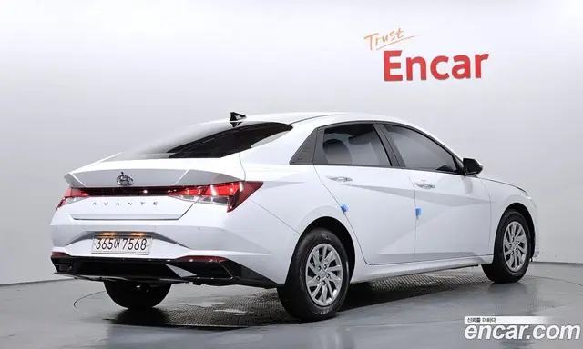 Hyundai Avante 2021 1.6 автомат (гидро), миниатюра 2