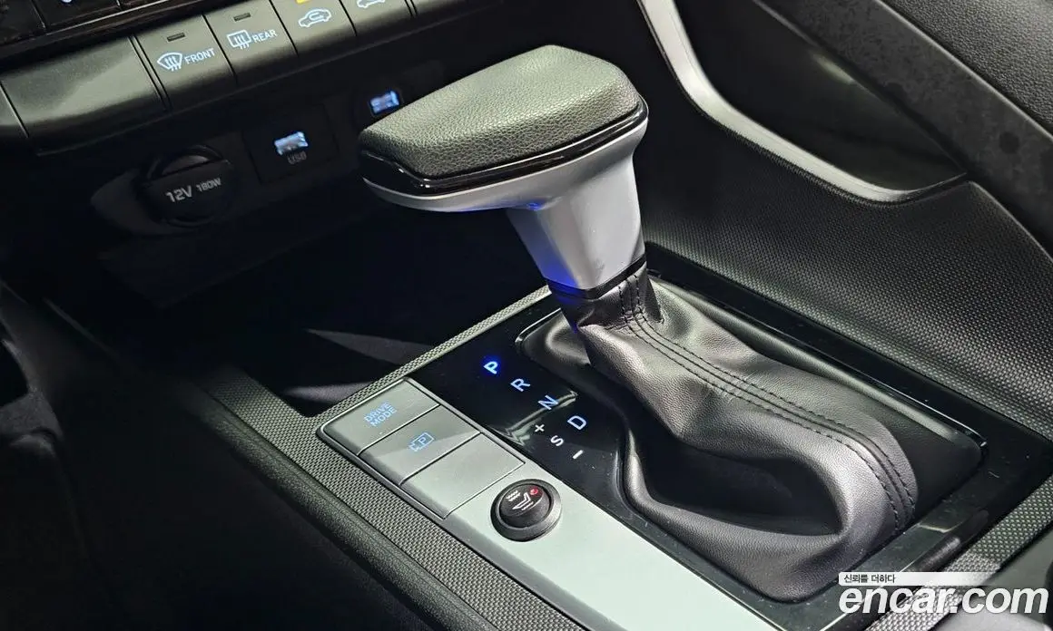 Hyundai Avante 2021 1.6 автомат (гидро), фото 12
