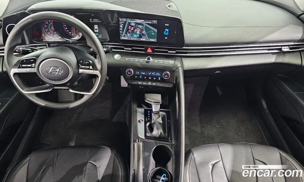 Hyundai Avante 2021 1.6 автомат (гидро), фото 10