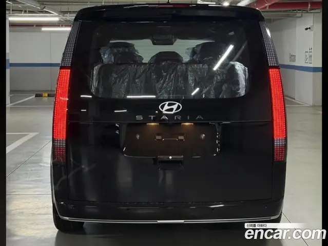 Hyundai Staria 2024 3.5 автомат (гидро), миниатюра 2