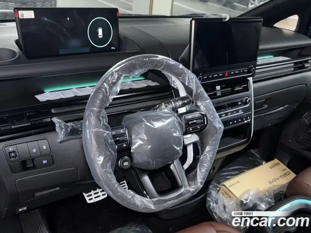 Hyundai Staria 2024 3.5 автомат (гидро), миниатюра 3