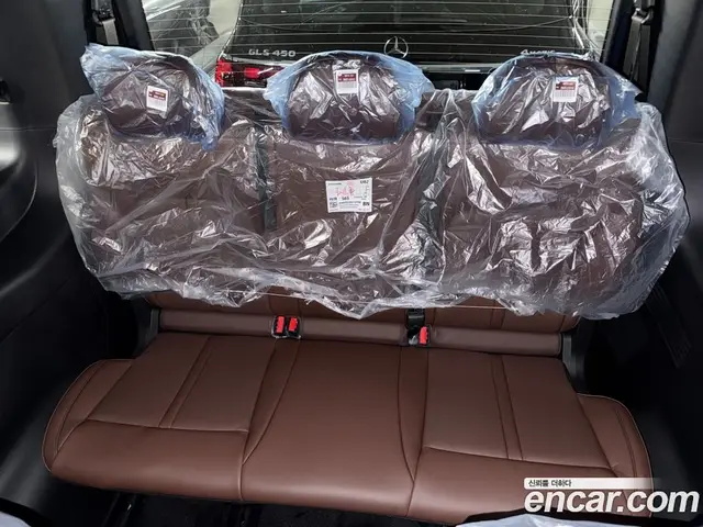 Hyundai Staria 2024 3.5 автомат (гидро), миниатюра 6