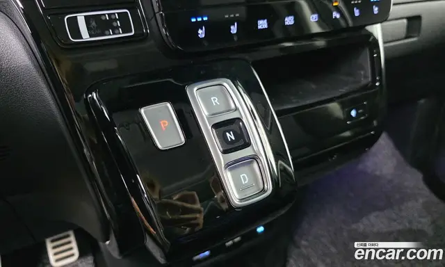 Hyundai Staria 2024 1.6 автомат (гидро), миниатюра 12