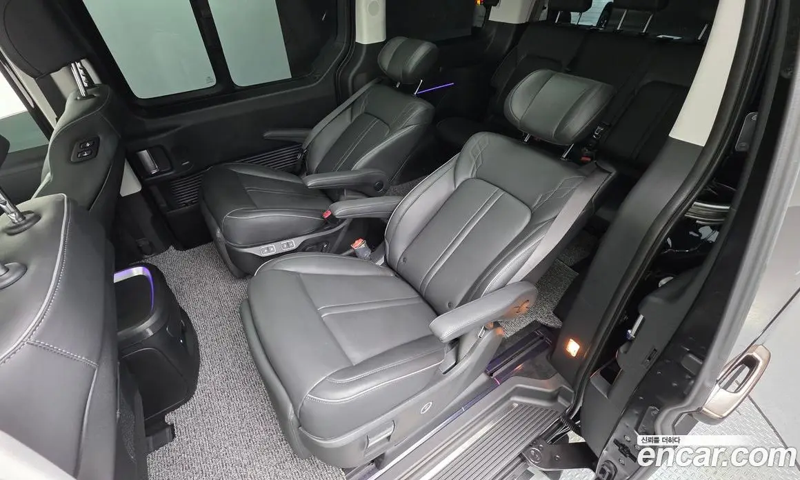 Hyundai Staria 2024 1.6 автомат (гидро), фото 22