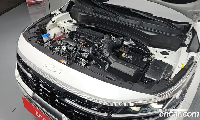 Kia Seltos 2025 1.6 автомат (гидро), миниатюра 6
