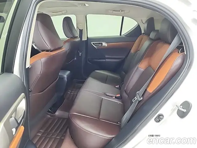 Lexus CT200h 2017 1.8 автомат (гидро), миниатюра 12