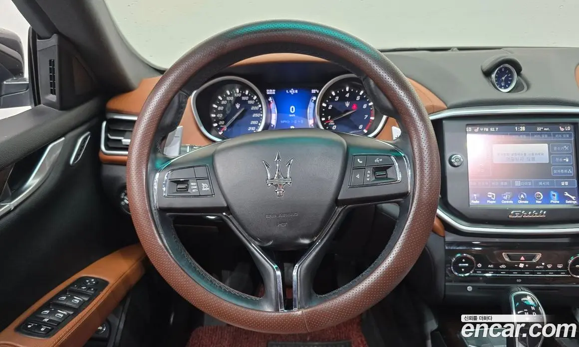 Maserati Ghibli 2015 3.0 автомат (гидро), фото 13 Maserati Ghibli 2015 3.0 автомат (гидро), фото 13