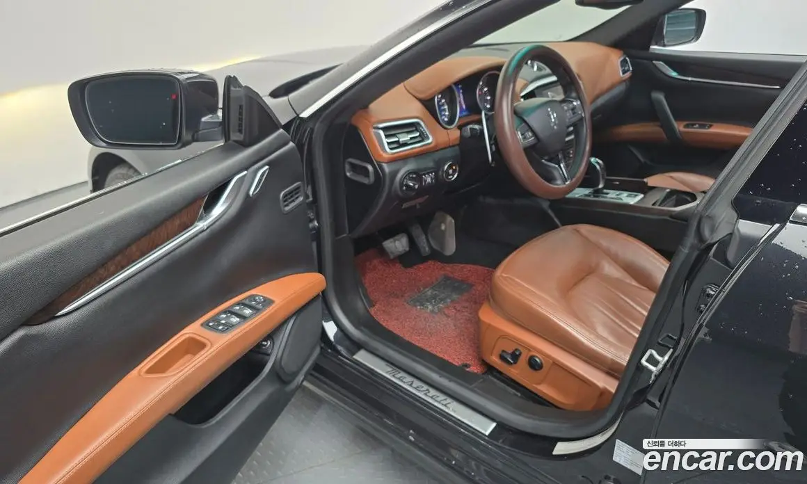 Maserati Ghibli 2015 3.0 автомат (гидро), фото 10 Maserati Ghibli 2015 3.0 автомат (гидро), фото 10