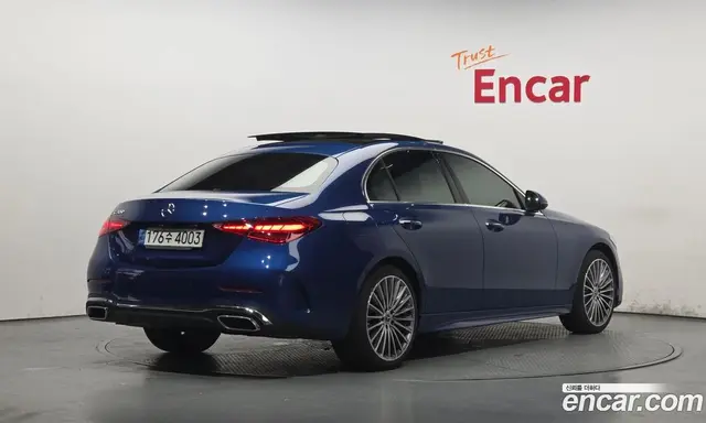 Mercedes-Benz C-Class 2022 2.0 автомат (гидро), миниатюра 2
