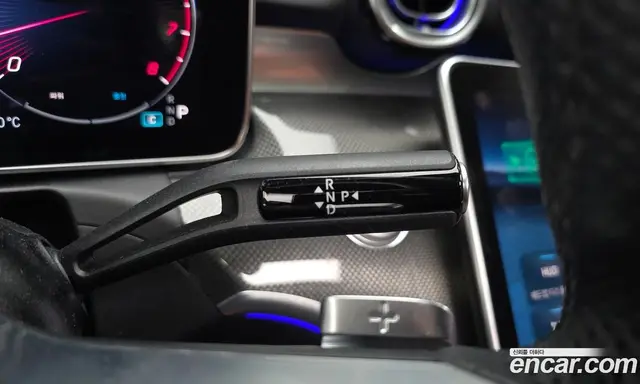 Mercedes-Benz C-Class 2022 2.0 автомат (гидро), миниатюра 12