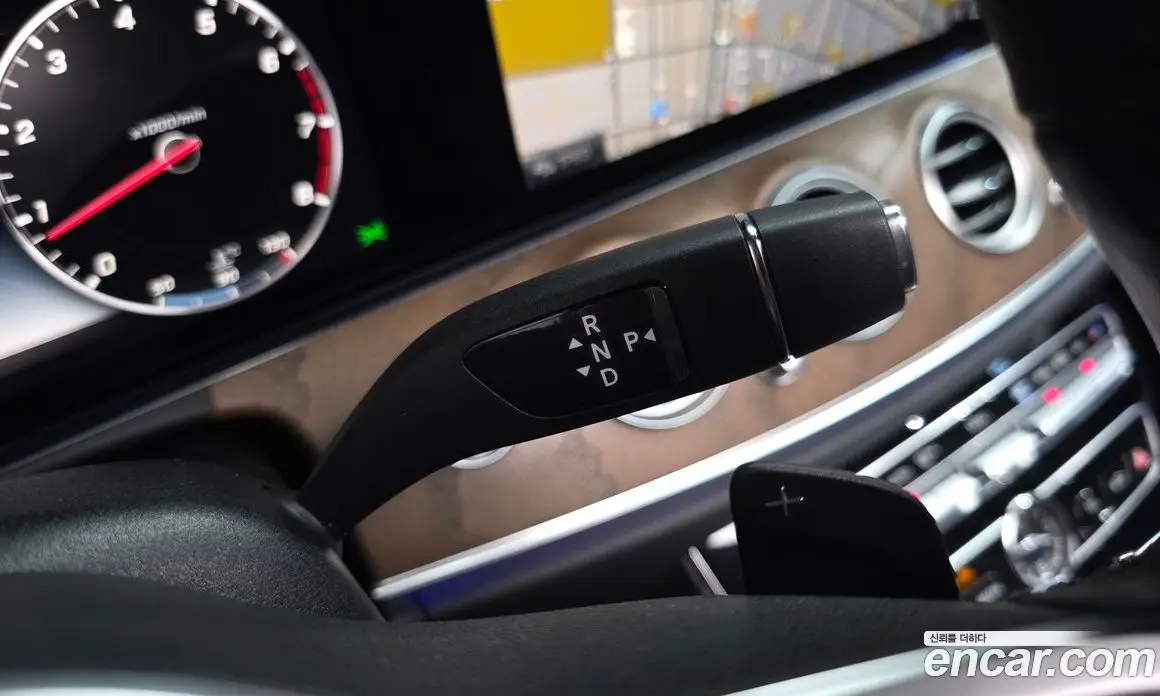 Mercedes-Benz E-Class 2020 2.0 автомат (гидро), фото 12