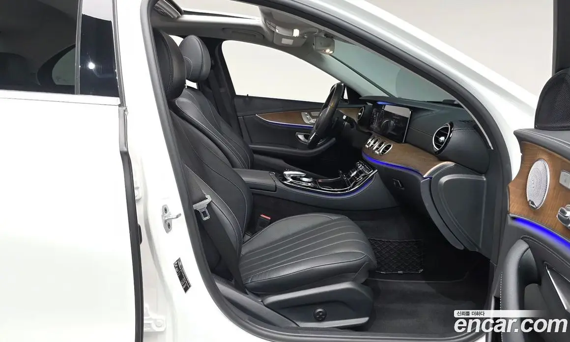 Mercedes-Benz E-Class 2020 2.0 автомат (гидро), фото 16