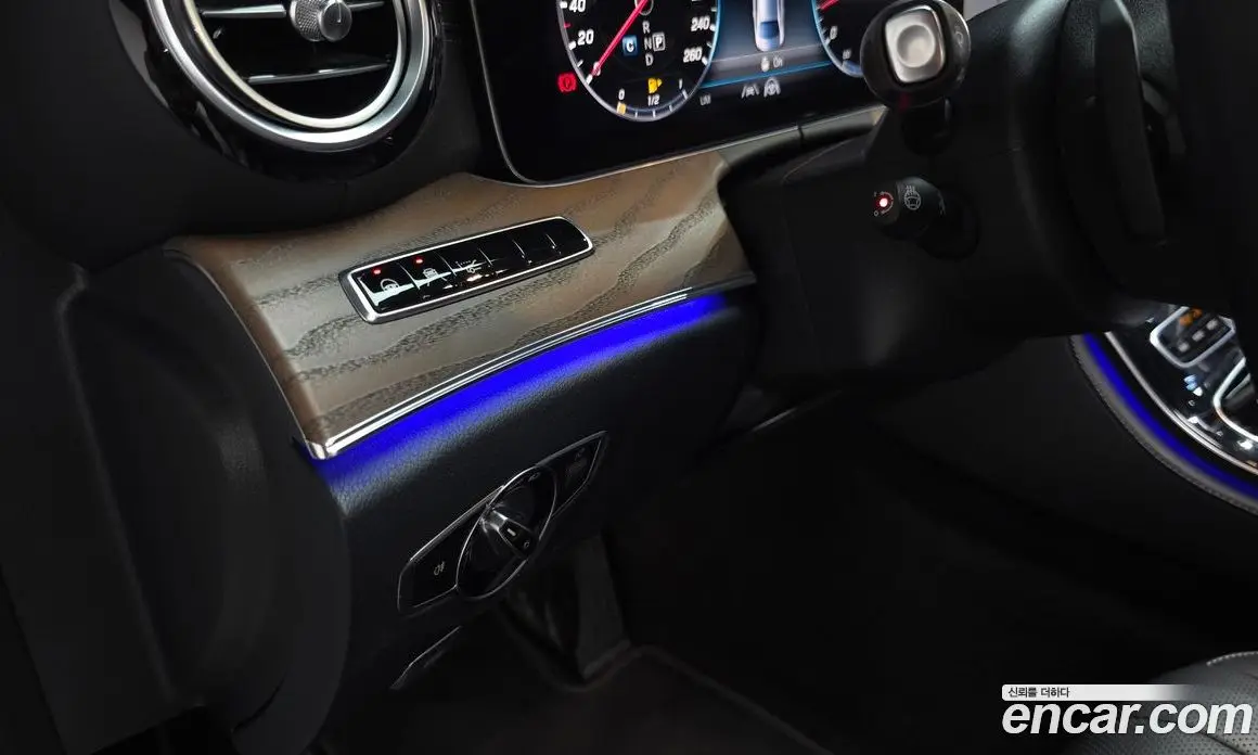 Mercedes-Benz E-Class 2020 2.0 автомат (гидро), фото 27