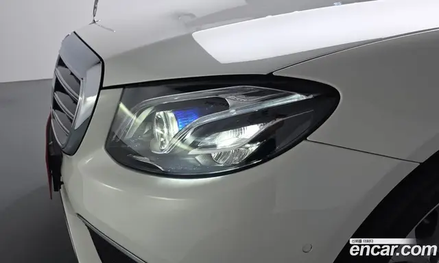 Mercedes-Benz E-Class 2020 2.0 автомат (гидро), миниатюра 8