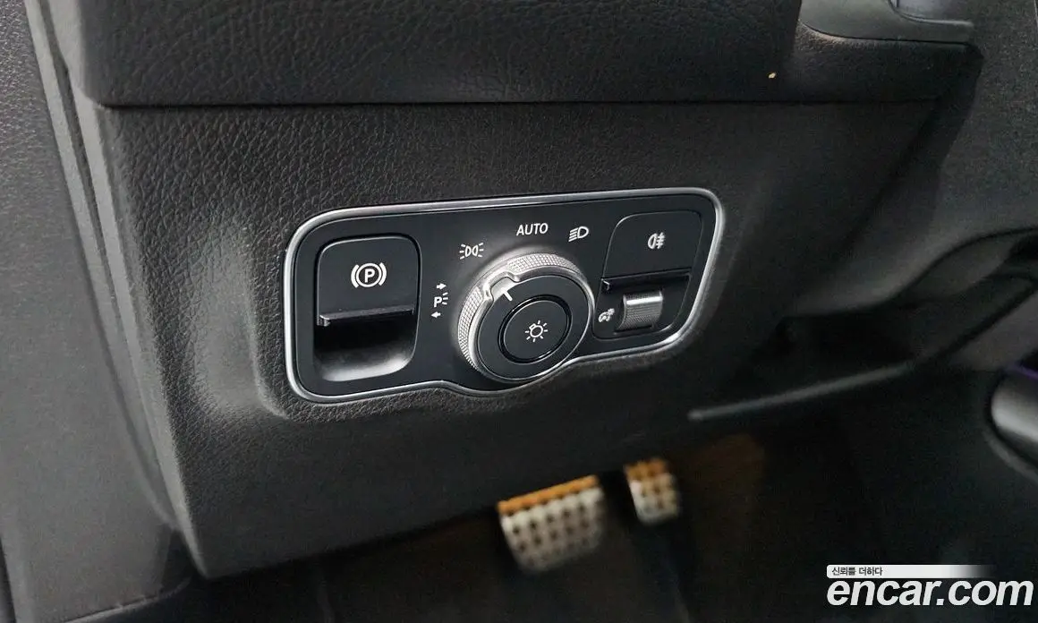 Mercedes-Benz GLB-Class 2021 2.0 автомат (гидро), фото 14