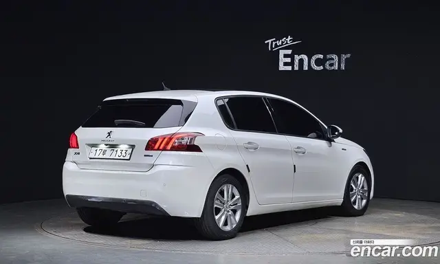 Peugeot 308 2014 2.0 автомат (гидро), миниатюра 2