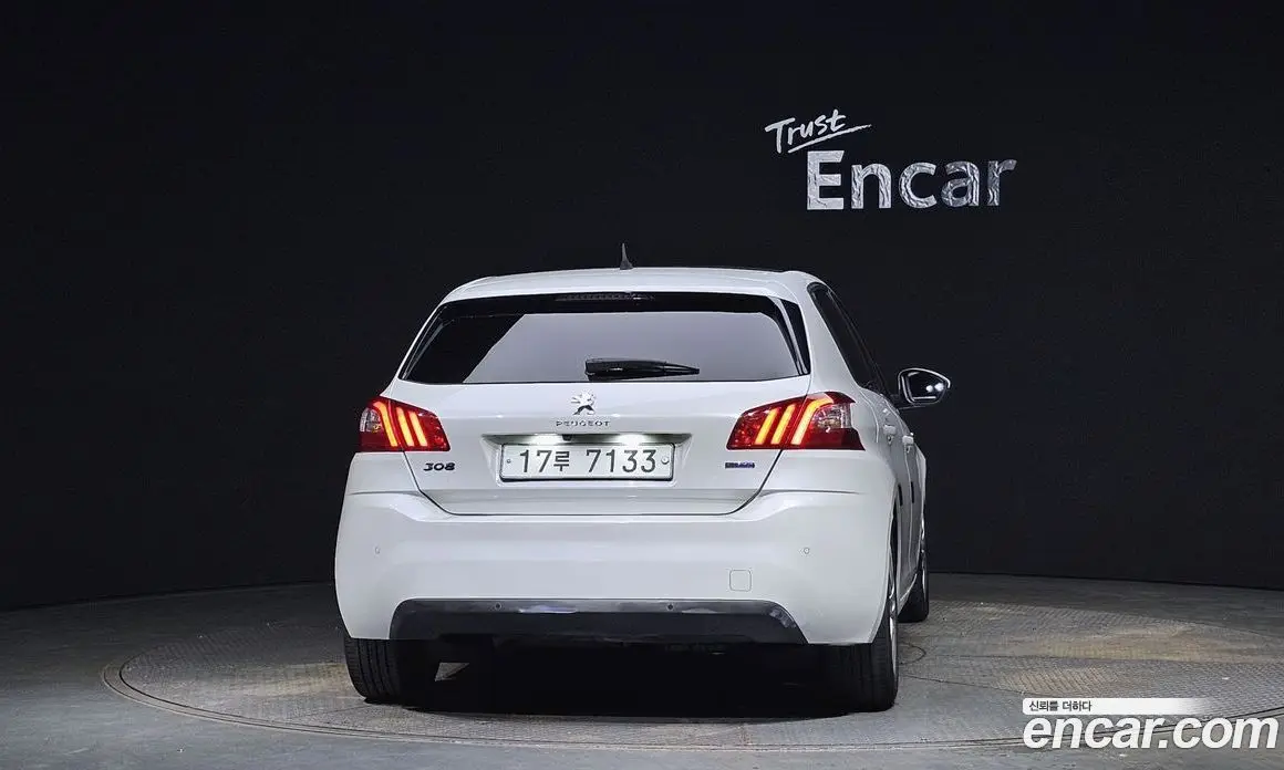Peugeot 308 2014 2.0 автомат (гидро), фото 4