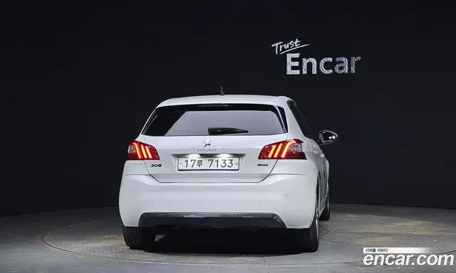 Peugeot 308 2014 2.0 автомат (гидро), миниатюра 4