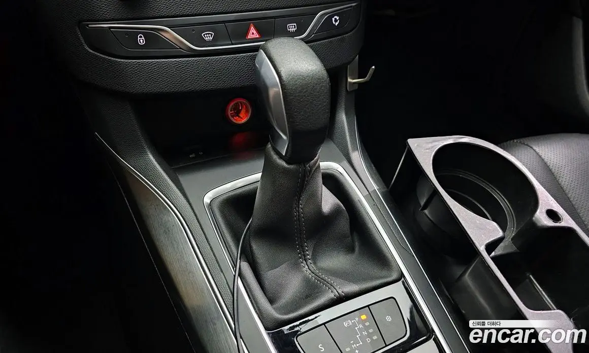 Peugeot 308 2014 2.0 автомат (гидро), фото 9