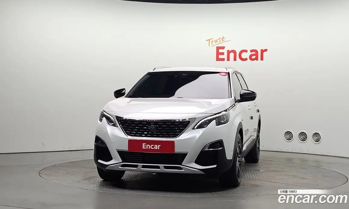 Peugeot 5008 2018 1.6 автомат (гидро), фото 3