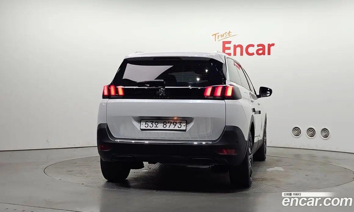 Peugeot 5008 2018 1.6 автомат (гидро), фото 4