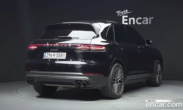 Porsche Cayenne 2020 3.0 автомат (гидро), миниатюра 2