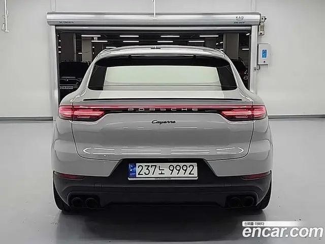 Porsche Cayenne 2021 3.0 автомат (гидро), миниатюра 3