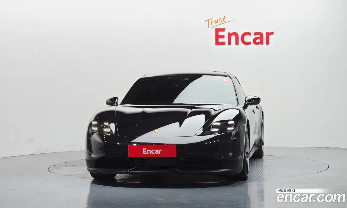Porsche Taycan 2022 0.1 автомат (гидро), фото 3