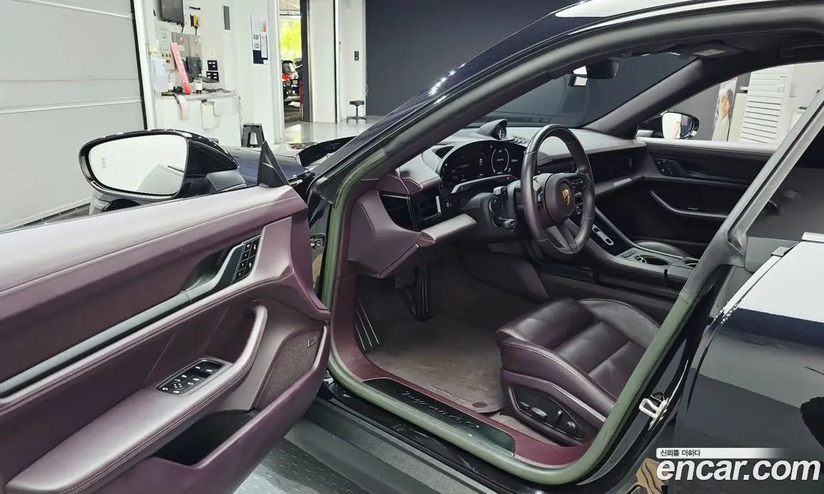 Porsche Taycan 2022 0.1 автомат (гидро), фото 10
