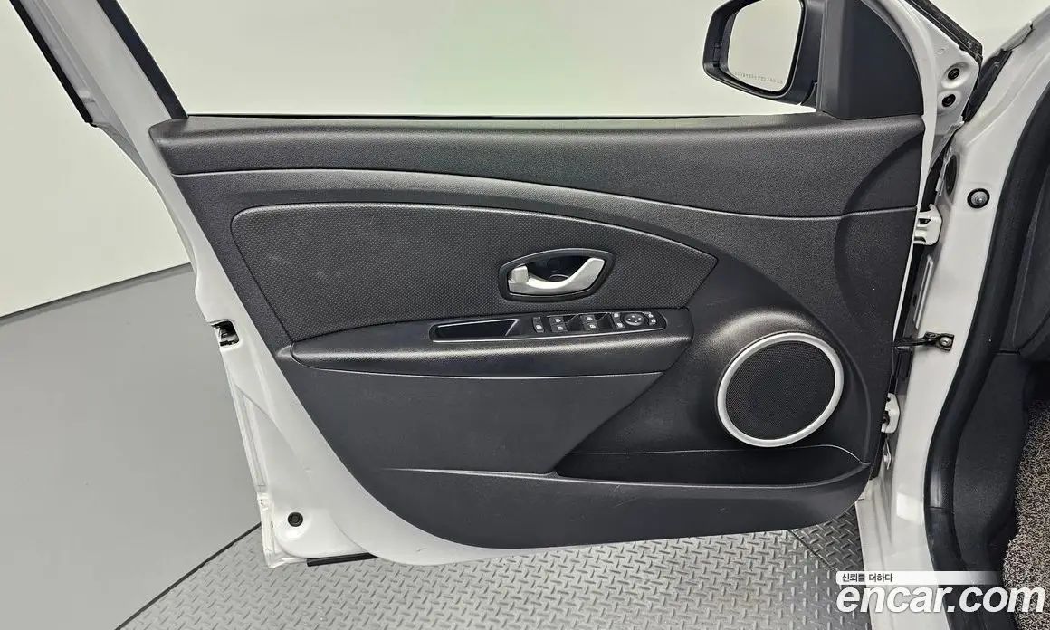 Renault (Samsung) SM3 2018 1.6 автомат (гидро), фото 14