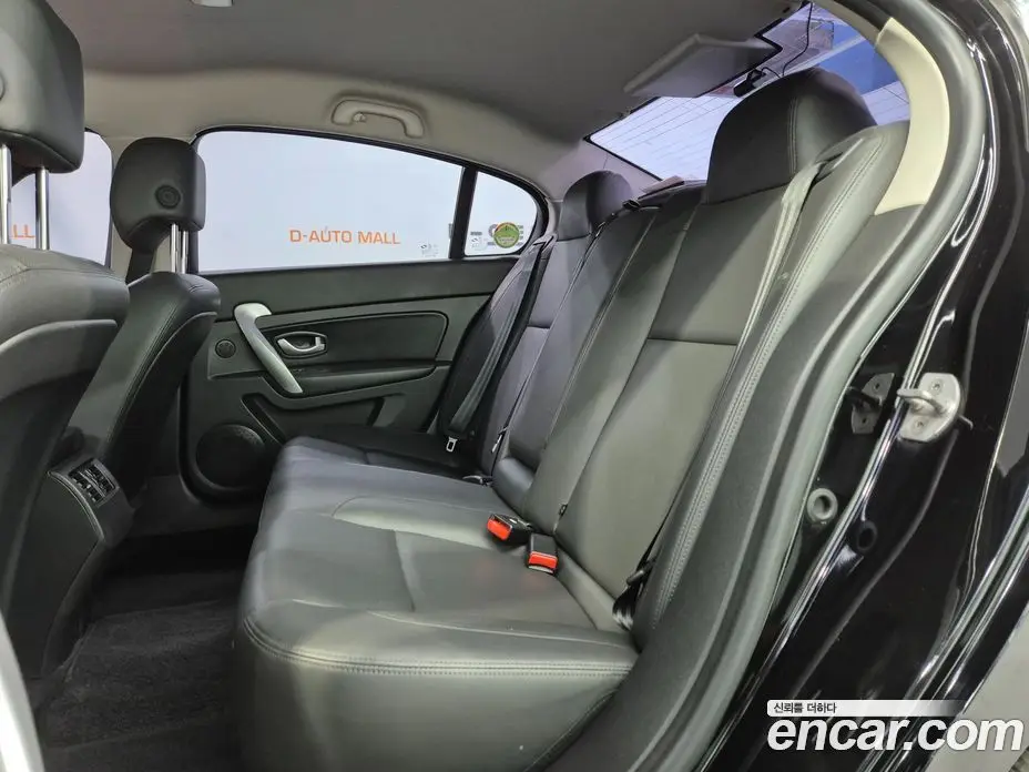 Renault (Samsung) SM5 2017 2.0 автомат (гидро), фото 12 Renault (Samsung) SM5 2017 2.0 автомат (гидро), фото 12