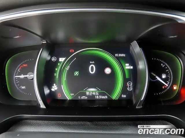 Renault (Samsung) SM6 2016 1.6 автомат (гидро), миниатюра 9