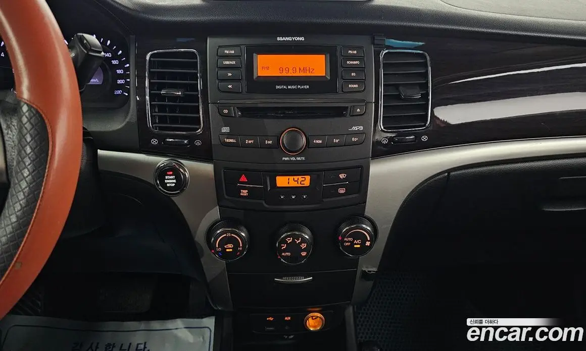 SsangYong Korando 2011 2.0 автомат (гидро), фото 17