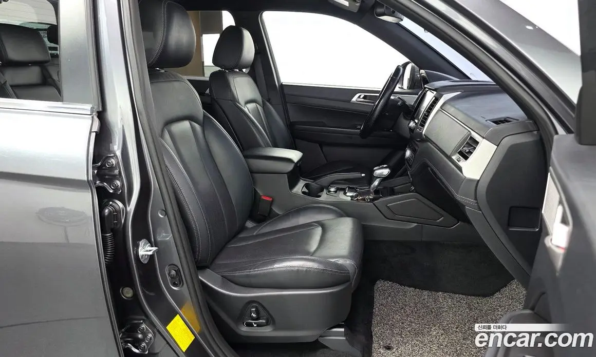 SsangYong Rexton 2019 2.2 автомат (гидро), фото 16