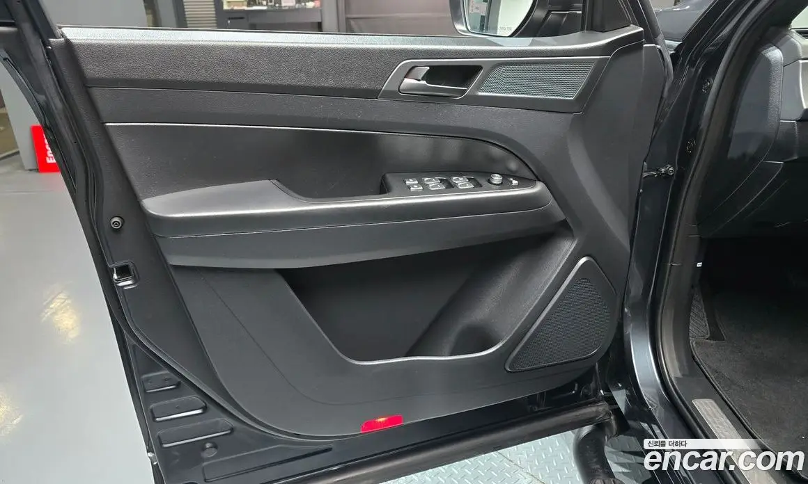 SsangYong Rexton 2022 2.2 автомат (гидро), фото 14