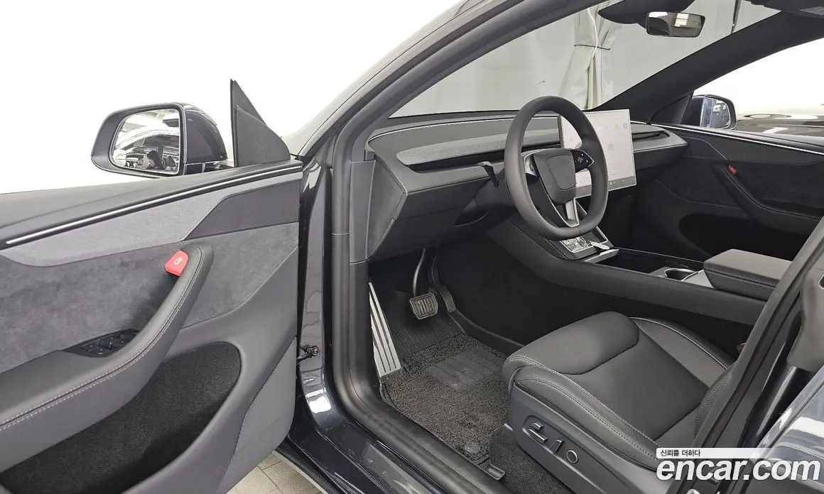 Tesla Model Y 2026 0.2 автомат (гидро), фото 13 Tesla Model Y 2026 0.2 автомат (гидро), фото 13