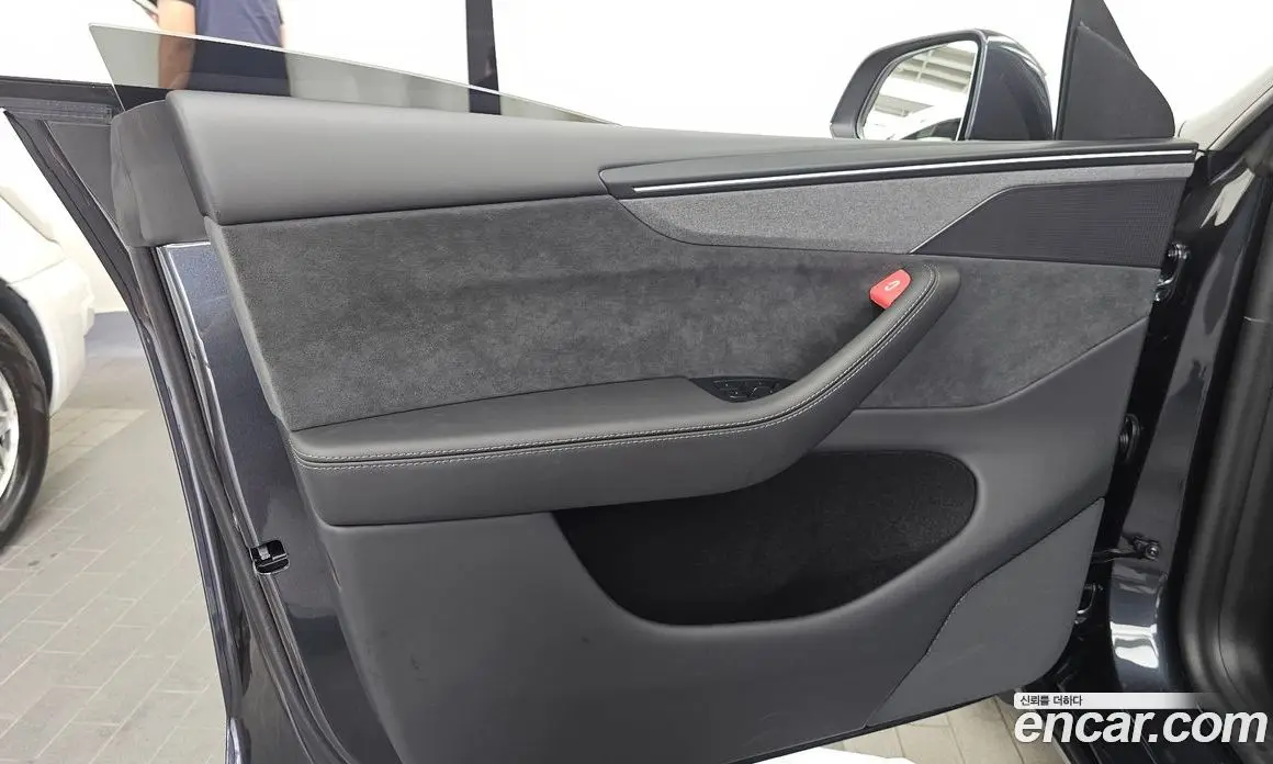 Tesla Model Y 2026 0.2 автомат (гидро), фото 14 Tesla Model Y 2026 0.2 автомат (гидро), фото 14
