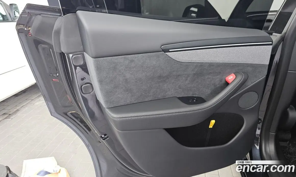 Tesla Model Y 2026 0.2 автомат (гидро), фото 15 Tesla Model Y 2026 0.2 автомат (гидро), фото 15