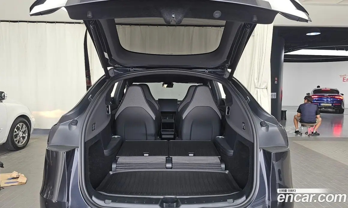 Tesla Model Y 2026 0.2 автомат (гидро), фото 26 Tesla Model Y 2026 0.2 автомат (гидро), фото 26