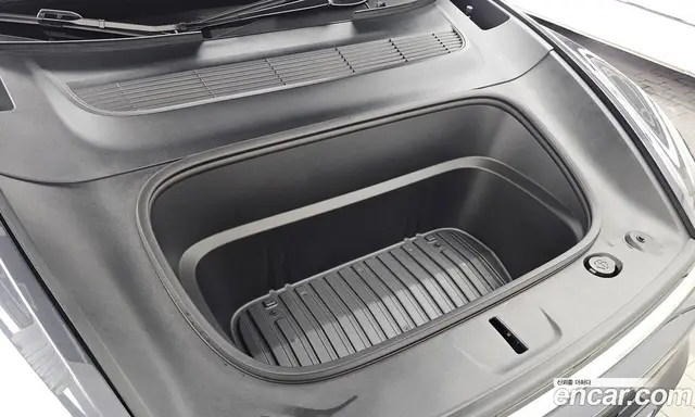 Tesla Model Y 2026 0.2 автомат (гидро), миниатюра 6 Tesla Model Y 2026 0.2 автомат (гидро), миниатюра 6