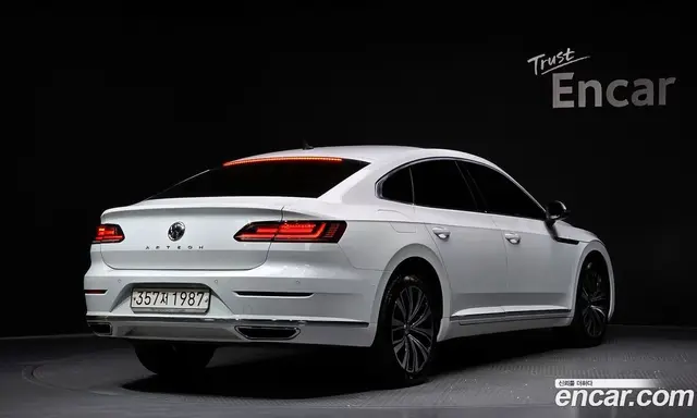 Volkswagen Arteon 2019 2.0 автомат (гидро), миниатюра 2