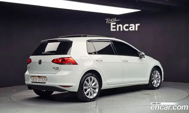 Volkswagen Golf 2016 2.0 автомат (гидро), миниатюра 2