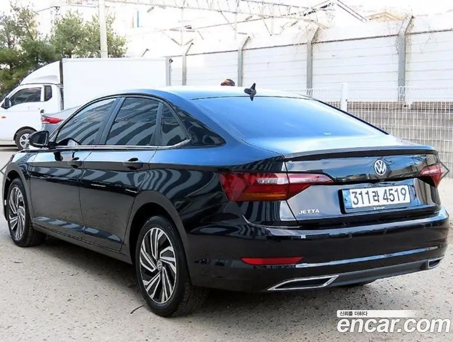Volkswagen Jetta 2021 1.4 автомат (гидро), фото 3