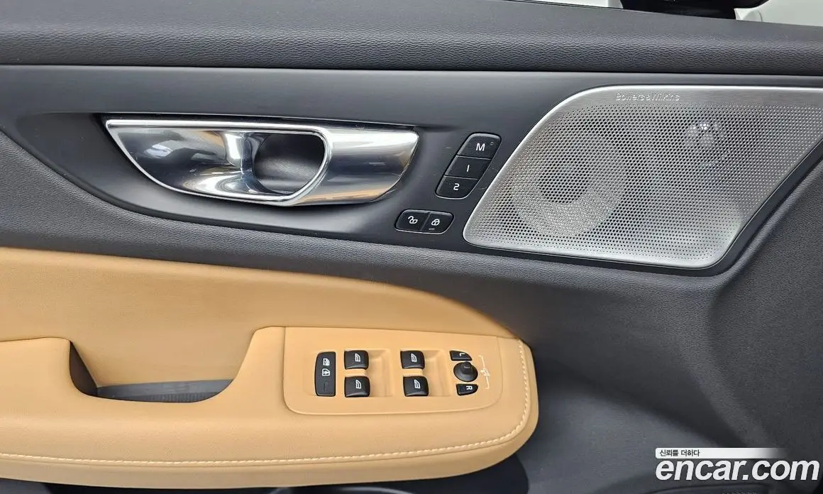 Volvo V60 2021 2.0 автомат (гидро), фото 28