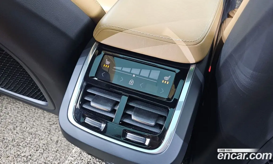 Volvo V60 2021 2.0 автомат (гидро), фото 32